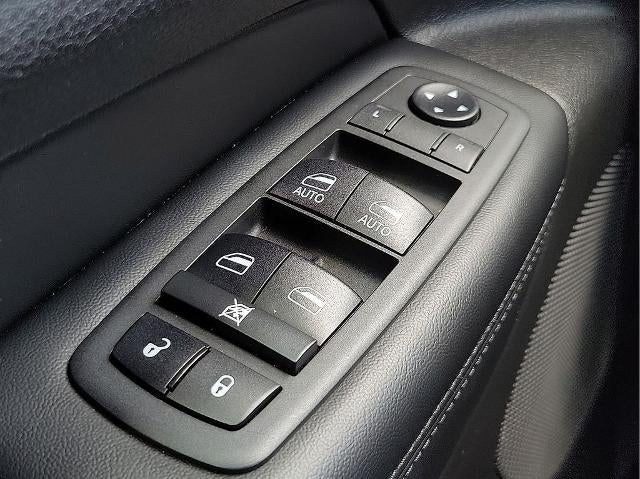 2019 Jeep Grand Cherokee Laredo E 4x2