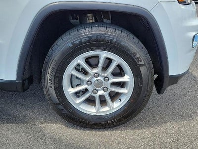 2019 Jeep Grand Cherokee Laredo E 4x2