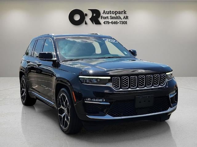 2022 Jeep Grand Cherokee Summit 4xe 4x4's photo