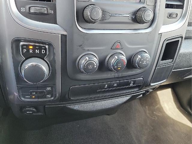 2024 RAM 1500 Classic Warlock 4x4 Crew Cab 5'7" Box