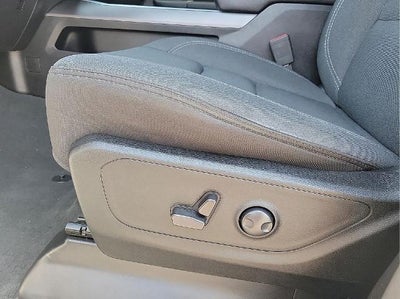 2023 RAM 1500 Big Horn 4x4 Crew Cab 5'7" Box