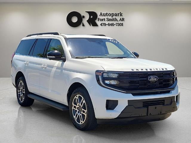 2025 Ford Expedition Active 4x4's photo