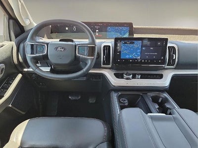 2025 Ford Expedition Active 4x4
