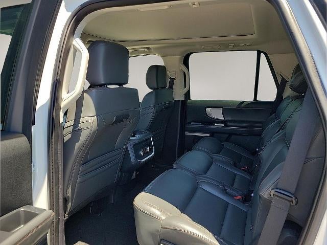 2025 Ford Expedition Active 4x4