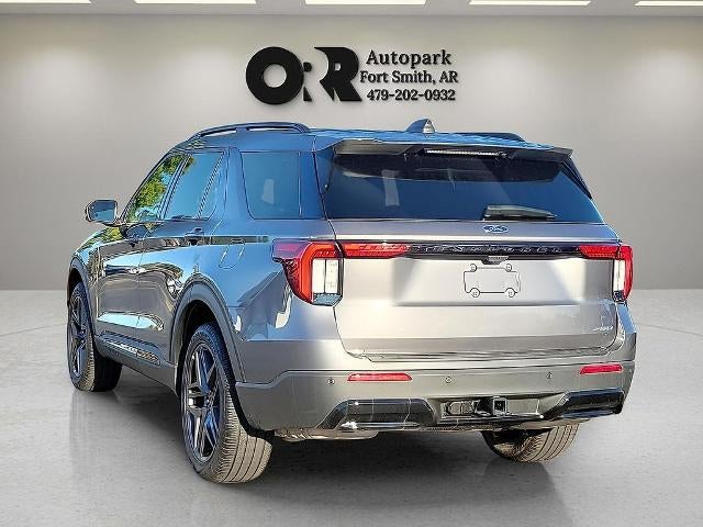2025 Ford Explorer ST-Line 4WD