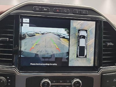 2022 Ford Super Duty F-450 DRW Platinum 4WD Crew Cab 8' Box