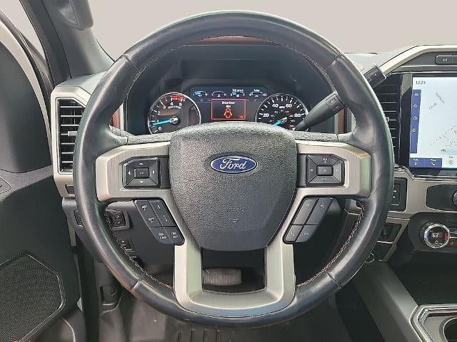 2022 Ford Super Duty F-450 DRW Platinum 4WD Crew Cab 8' Box