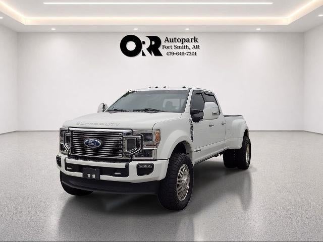 2022 Ford Super Duty F-450 DRW Platinum 4WD Crew Cab 8' Box