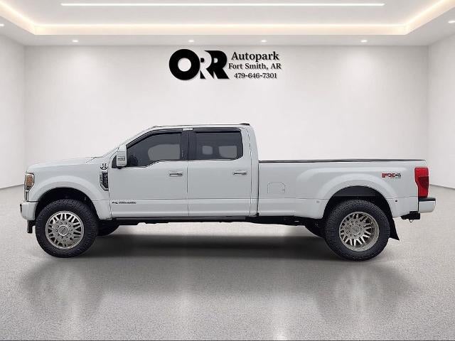 2022 Ford Super Duty F-450 DRW Platinum 4WD Crew Cab 8' Box