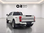 2022 Ford Super Duty F-450 DRW Platinum 4WD Crew Cab 8' Box