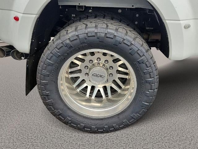 2022 Ford Super Duty F-450 DRW Platinum 4WD Crew Cab 8' Box