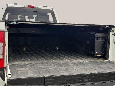 2022 Ford Super Duty F-450 DRW Platinum 4WD Crew Cab 8' Box