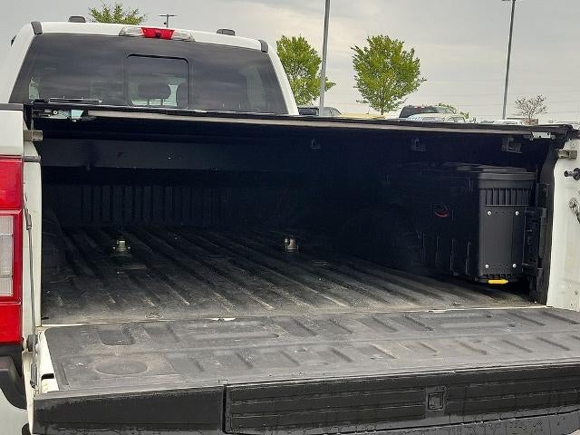 2022 Ford Super Duty F-450 DRW Platinum 4WD Crew Cab 8' Box