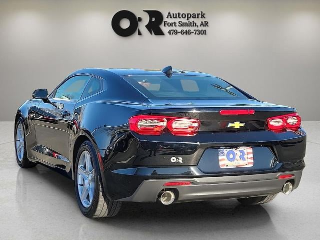 2023 Chevrolet Camaro 2dr Coupe 1LT