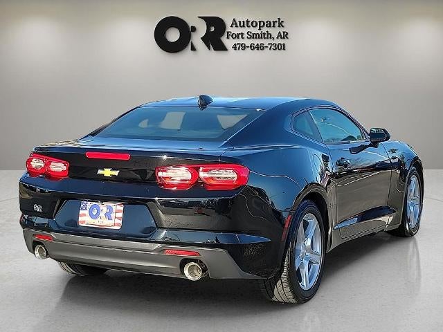 2023 Chevrolet Camaro 2dr Coupe 1LT