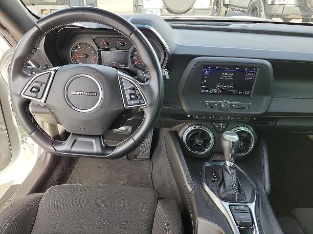 2023 Chevrolet Camaro 2dr Coupe 1LT