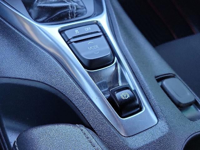 2023 Chevrolet Camaro 2dr Coupe 1LS