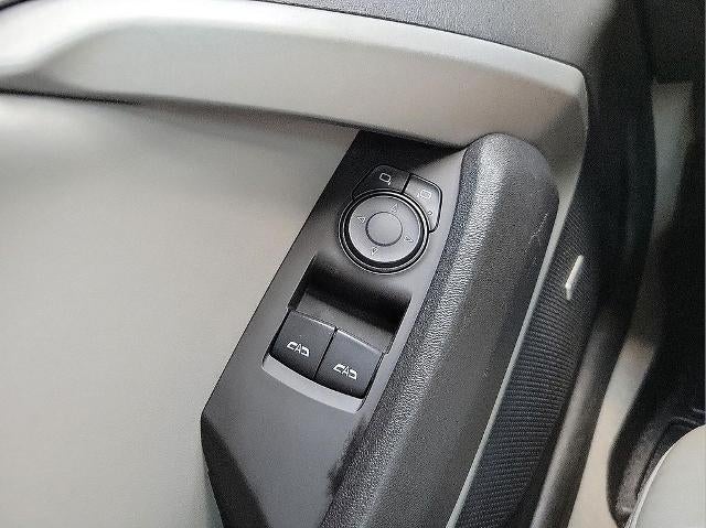 2017 Chevrolet Camaro 2dr Coupe 2LT