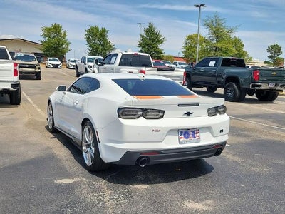 2022 Chevrolet Camaro 2dr Coupe 2LT