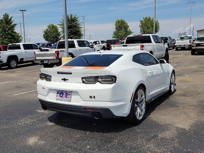 2022 Chevrolet Camaro 2dr Coupe 2LT