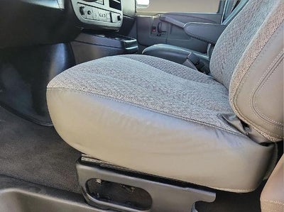 2020 Chevrolet Express Passenger 3500 Extended Wheelbase Rear-Wheel Drive 1LT