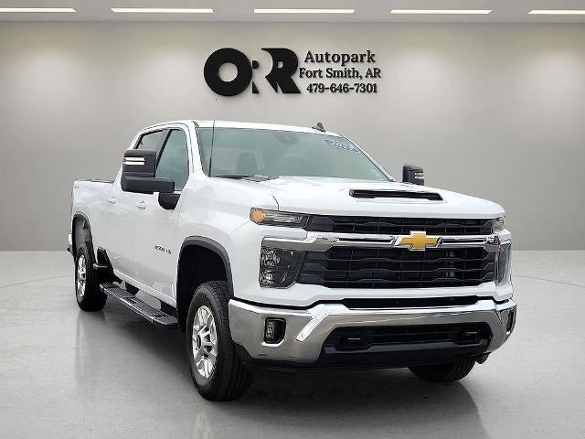 2025 Chevrolet Silverado 2500 HD Crew Cab Standard Box 4-Wheel Drive LT