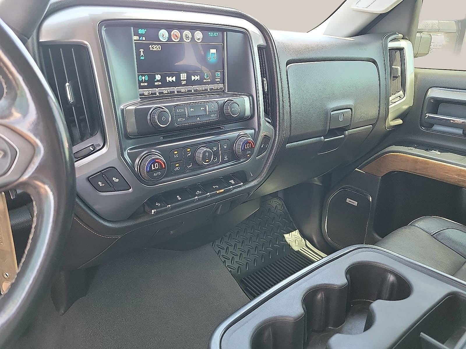 2019 Chevrolet Silverado 2500 HD Crew Cab Standard Box 4-Wheel Drive LTZ