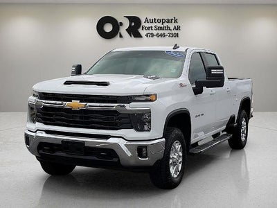 2024 Chevrolet Silverado 2500 HD Crew Cab Standard Box 4-Wheel Drive LT