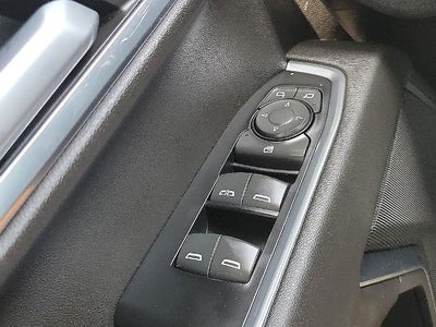 2022 Chevrolet Silverado 1500 Crew Cab Short Box 2-Wheel Drive LT