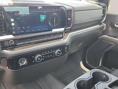 2022 Chevrolet Silverado 1500 Crew Cab Short Box 2-Wheel Drive LT