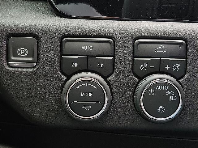 2024 Chevrolet Silverado 1500 Double Cab Standard Box 4-Wheel Drive LT 2FL