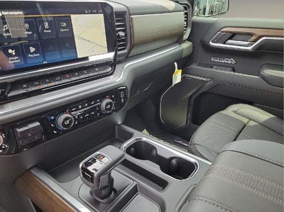 2024 Chevrolet Silverado 1500 Crew Cab Short Box 4-Wheel Drive High Country