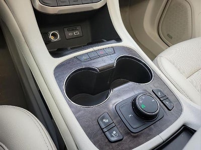 2022 GMC Acadia FWD Denali