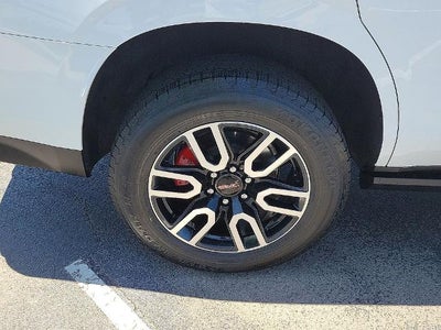 2023 GMC Yukon 4WD 4dr AT4