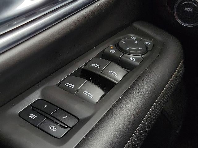 2021 GMC Yukon XL 4WD 4dr SLT