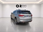 2023 Chevrolet Traverse FWD 2LZ