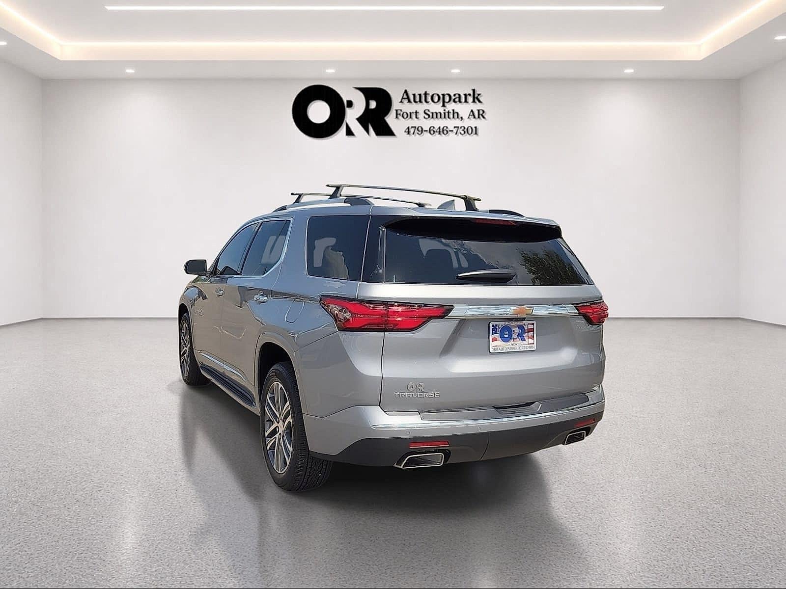 2023 Chevrolet Traverse FWD 2LZ