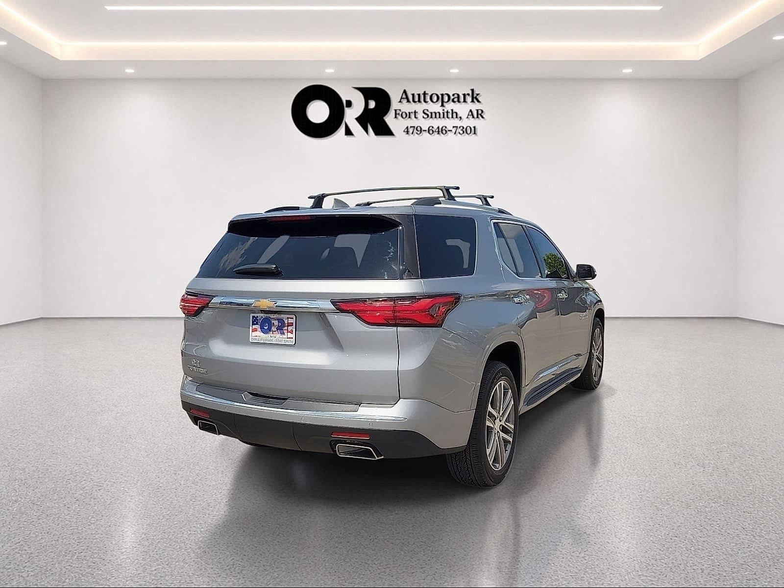 2023 Chevrolet Traverse FWD 2LZ