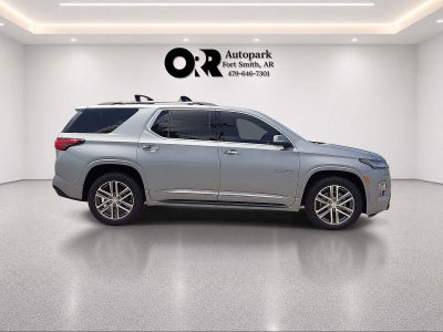 2023 Chevrolet Traverse FWD 2LZ