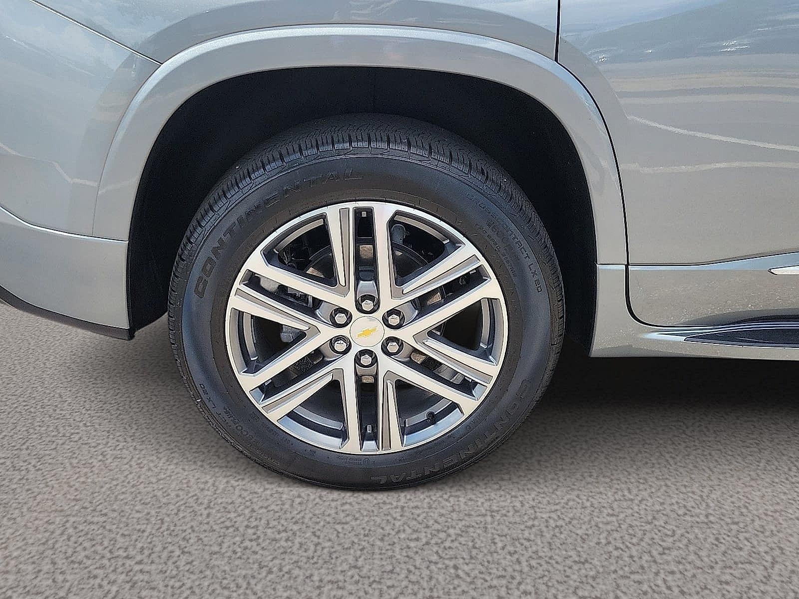 2023 Chevrolet Traverse FWD 2LZ