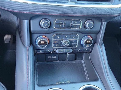 2022 Chevrolet Suburban 4WD RST