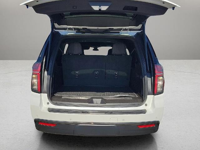 2022 Chevrolet Suburban 4WD RST