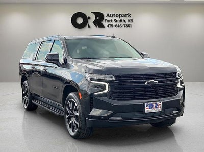 2023 Chevrolet Suburban 4WD RST