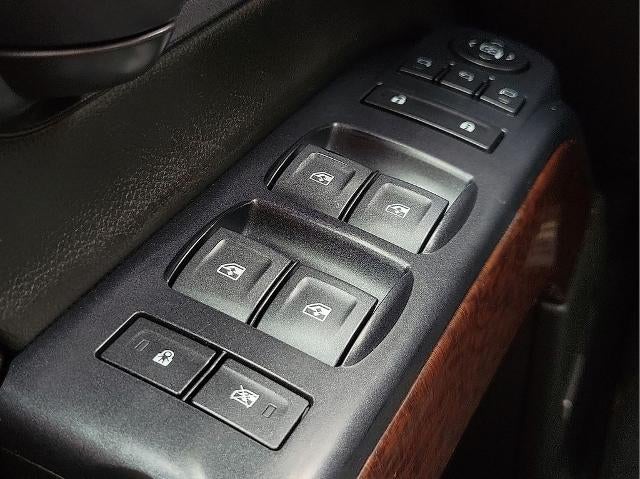 2019 GMC Sierra 2500 HD Crew Cab Standard Box 4-Wheel Drive SLT