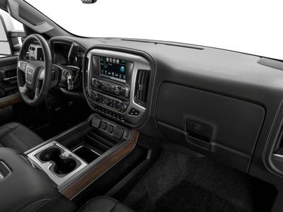 2018 GMC Sierra 2500 HD Crew Cab Standard Box 4-Wheel Drive Denali