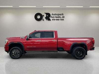 2022 GMC Sierra 3500HD Crew Cab Long Box 4-Wheel Drive Denali