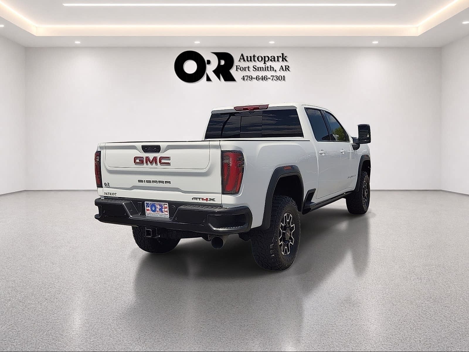 2024 GMC Sierra 2500 HD Crew Cab Standard Box 4-Wheel Drive AT4X