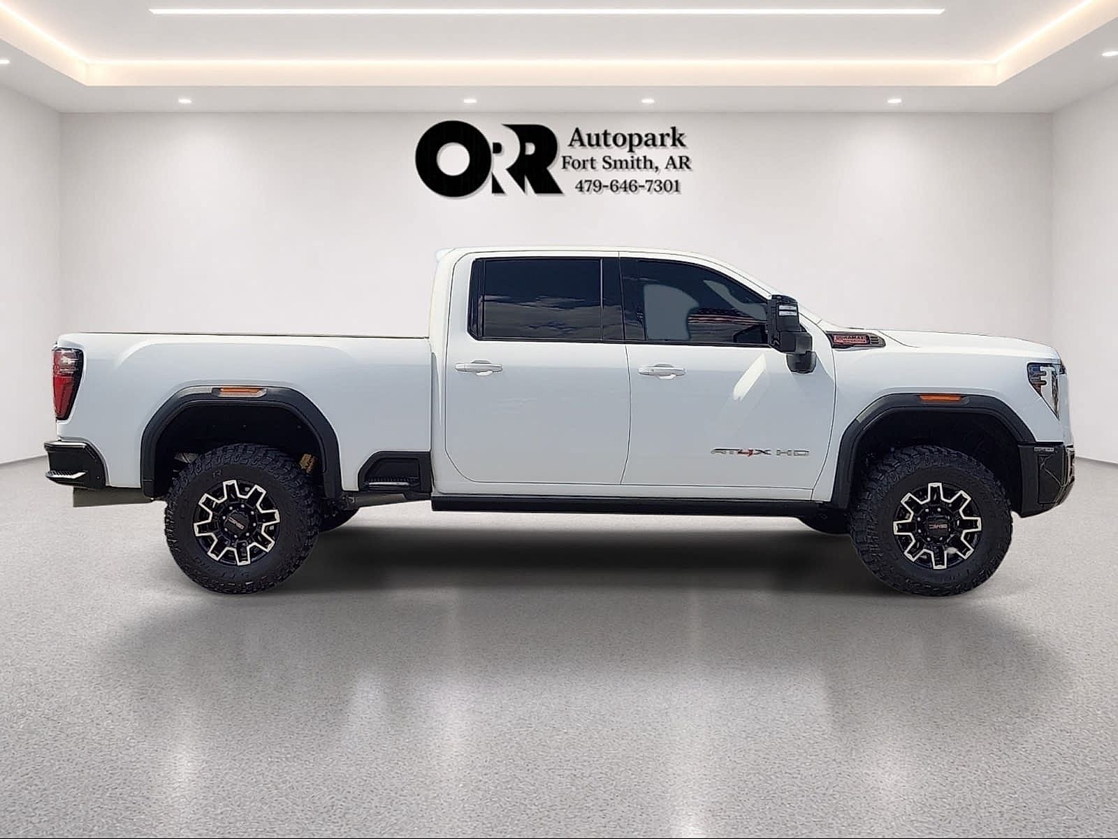 2024 GMC Sierra 2500 HD Crew Cab Standard Box 4-Wheel Drive AT4X