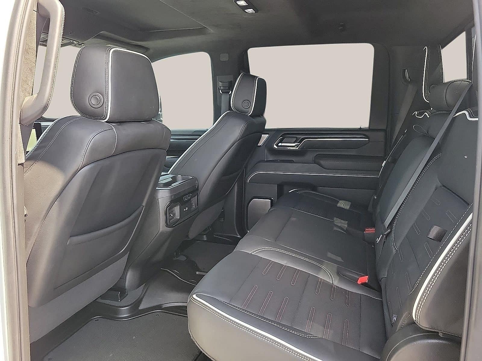 2024 GMC Sierra 2500 HD Crew Cab Standard Box 4-Wheel Drive AT4X