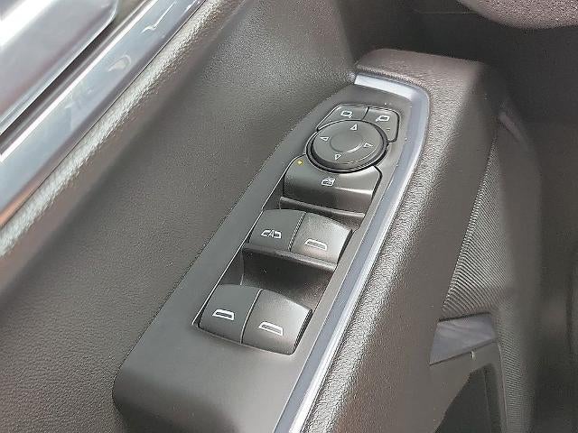 2023 GMC Sierra 1500 Crew Cab Short Box 4-Wheel Drive Elevation 3SB